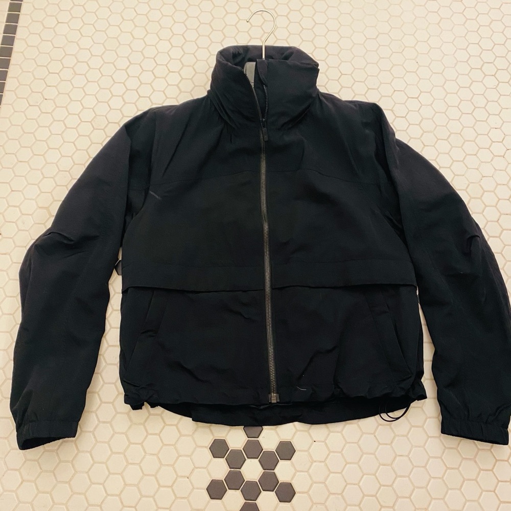 Lululemon Black Rain Jacket-Hidden Hood Sz 4 NWOT